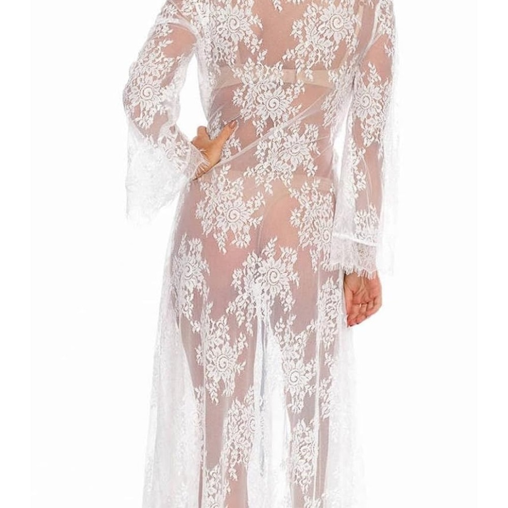 Bridal White Lace Robe